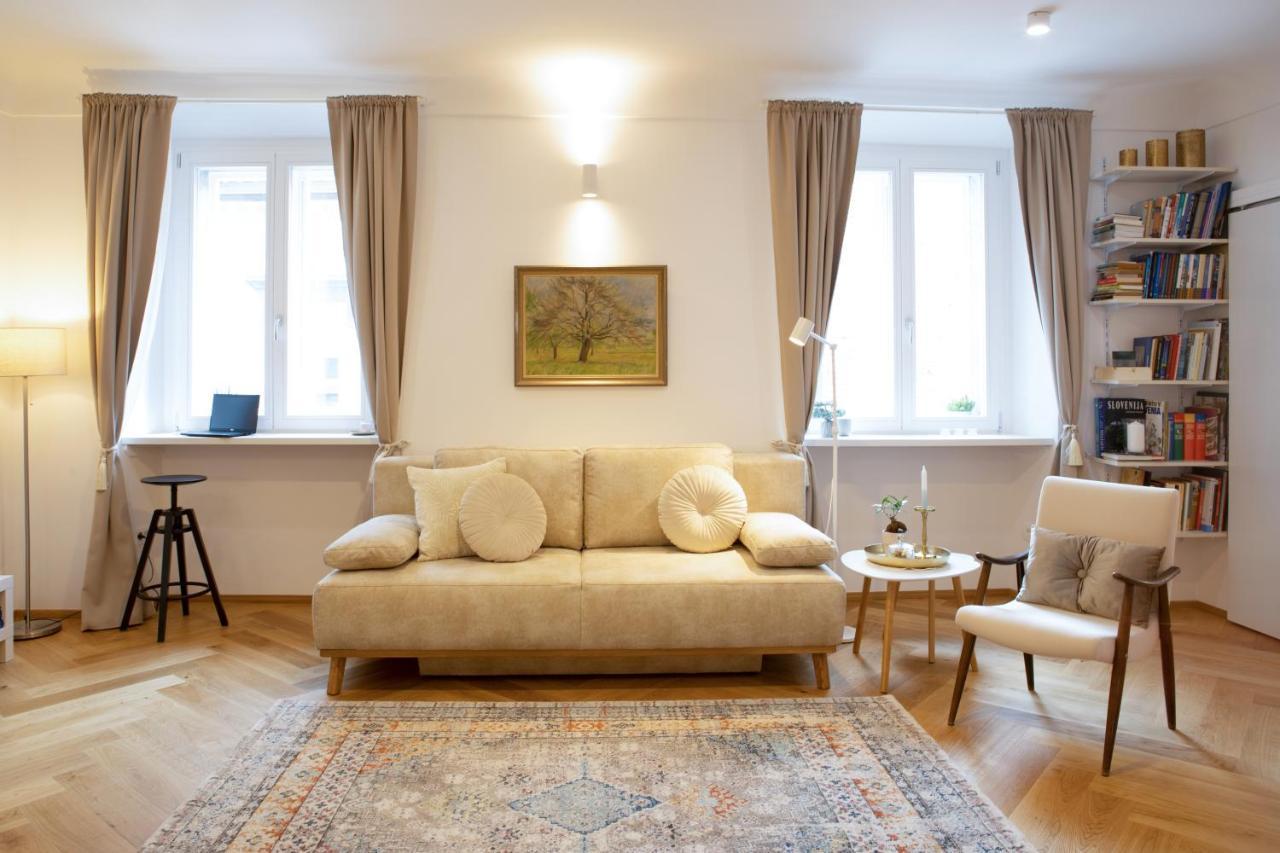Stylish Apartment In Historical Center Любляна Экстерьер фото